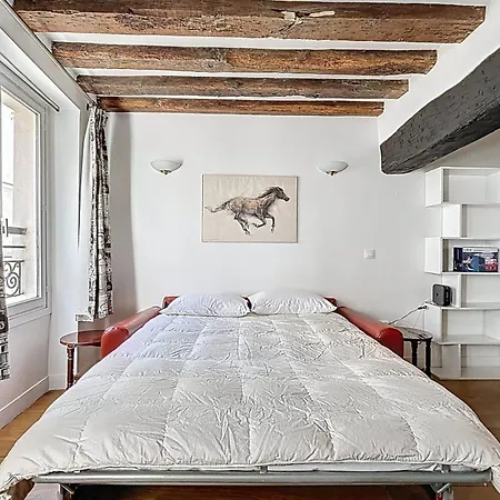 Charming In The Heart Of Saint-germain